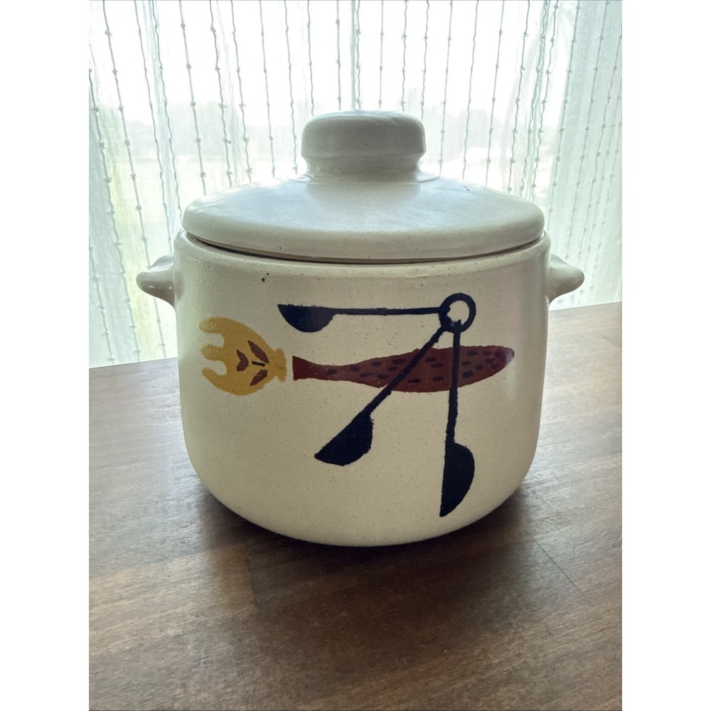 Vintage WestBend Pottery Bean Pot  Stoneware Covered Casserole Soup Crock